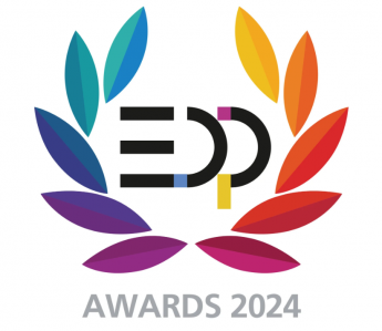 Vencedora do EDP Awards 2024 na categoria “Melhor Impressora Têxtil Direct to Transfer”.